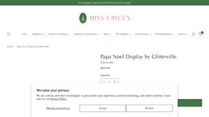 Glitterville - Papa Noel Display